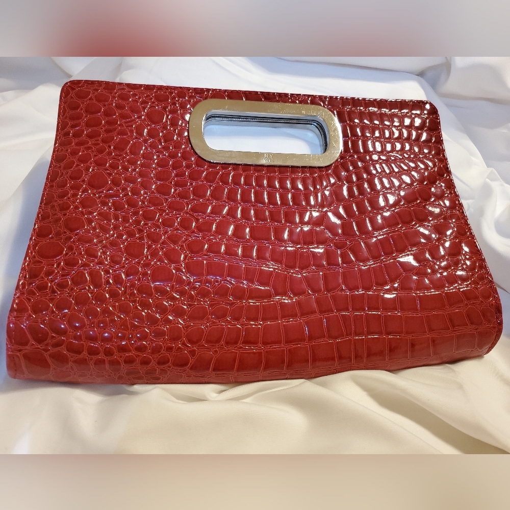 Bold & Glossy Red Alligator-Embossed Clutch